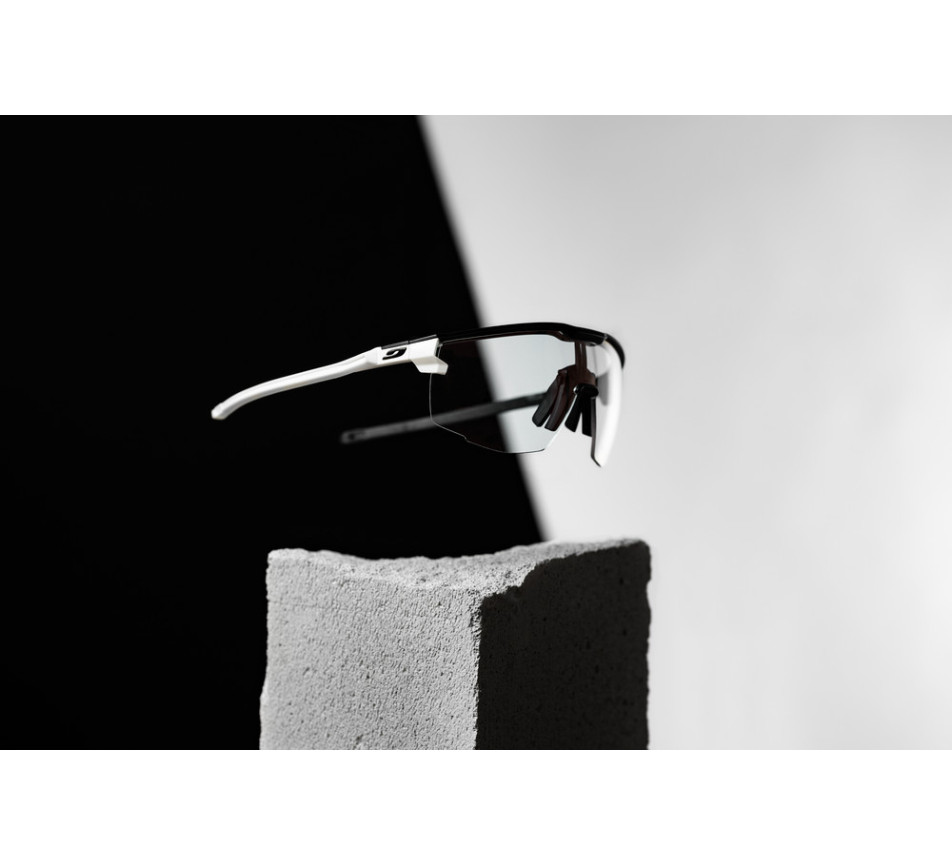 Sunglasses JULBO ULTIMATE GLORY Noir / Blanc - REACTIV 1-3 LA