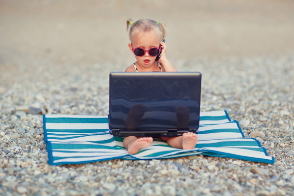 Lunettes de soleil pour enfants : un impératif catégorique
